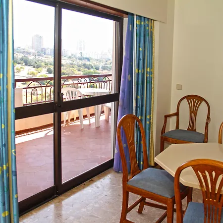 Clube Vau 17 By Atlantichotels - Al Portimão